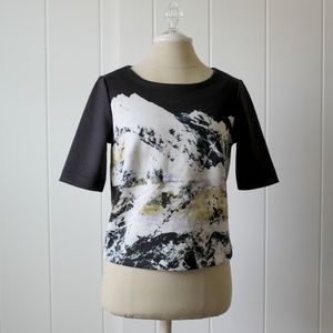 NWT Kiind Of Modern Scuba Print 1/2 Sleeve Top S